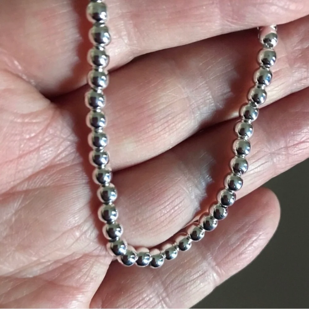 N/A elegant silver
